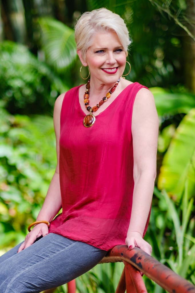 TINA Stephens Italy/Tees By Tina - Wholesale Tank Top - Women's - Dina Silk V-Neck Tank (BT204)24