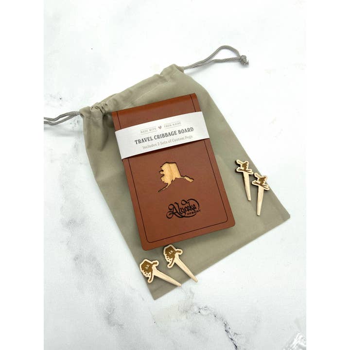 Cast & Carve - Vendita all'ingrosso Giochi da tavolo - Tavola da viaggio per cribbage - Design personalizzato con picchetti unici10