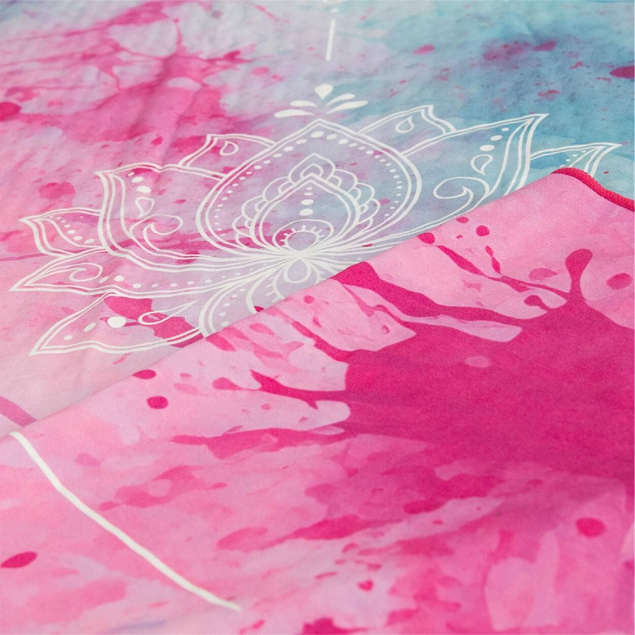 Divasya - Wholesale Yoga Towel - Yoga Towel Set | 1 Yoga Towel with Silicone Honeycomb Structure & 1 Face Towel | in 6 Colors24