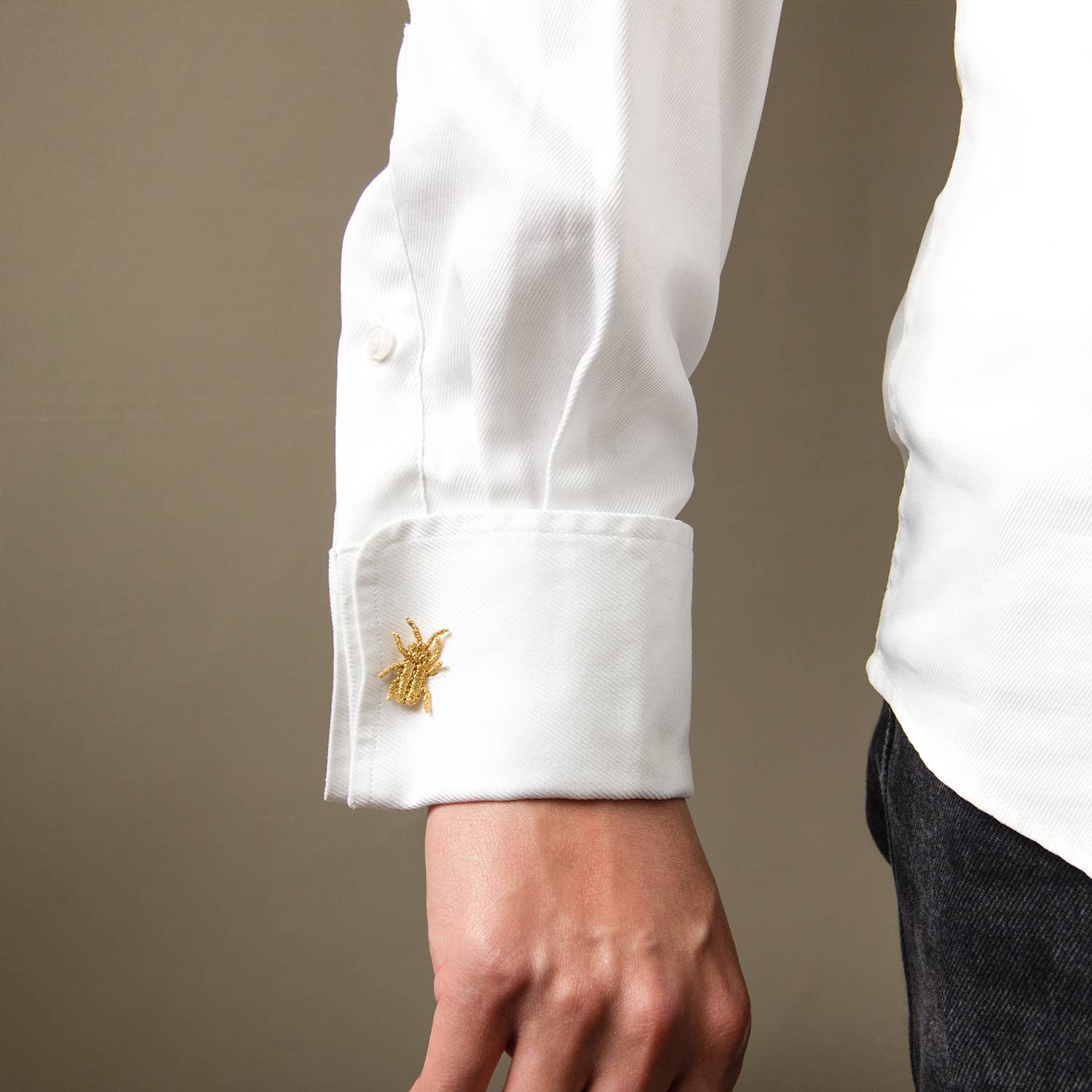 Botanopia USA - gifts , decor and cards for plant lovers - Wholesale Patch - Golden Embroidered Brooches - 3 little Bugs9