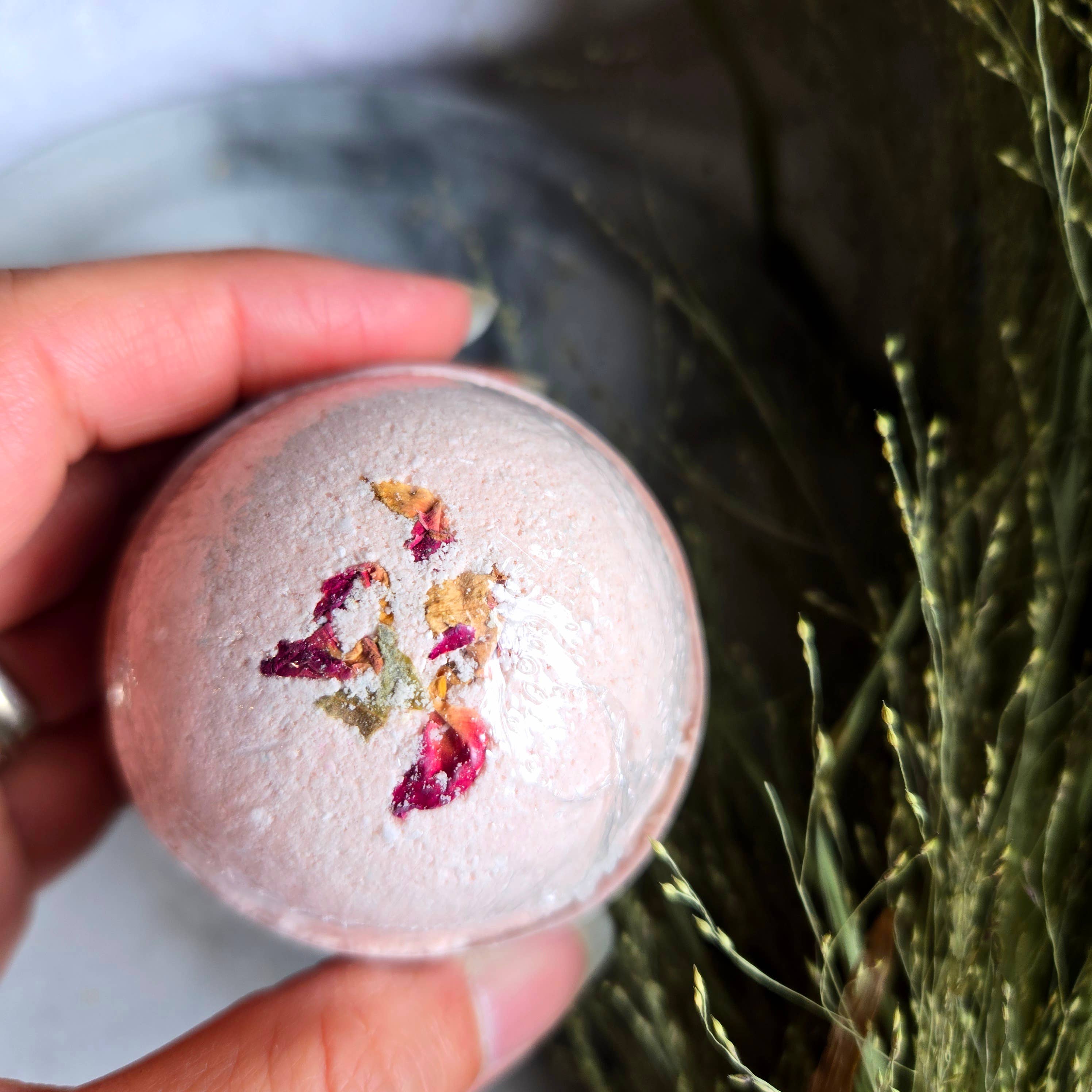 Gnat and Bee - Wholesale Bath Bomb/Fizz - Ruby Patchouli | Natural Bath Bomb3
