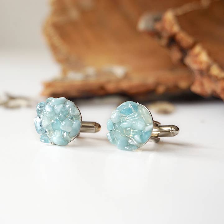 Raw Stone Elegance - Vendita all'ingrosso Gemelli - Gemelli con acquamarina blu grezza, cristallo di marzo, regalo di San Valentino