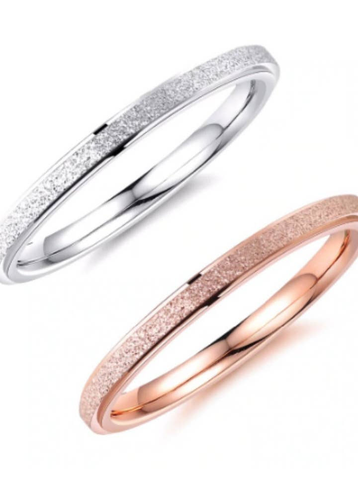 Funkelnder Edelstahlring | Silber oder Roségold für den Großhandel von C.J.ROCKER