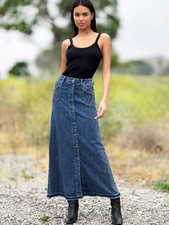 Königlicher Maxirock aus Denim für den Großhandel von WASH LAB