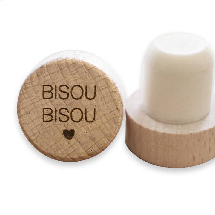 Reusable engraved wooden wine cork Bisou Bisou for wholesale by Wantit