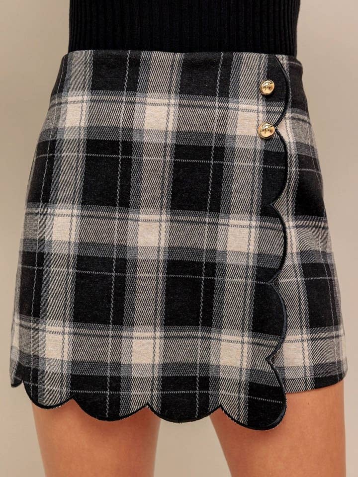 CWBSS00146_BLACK & WHITE PLAID MINI SKIRT for wholesale by NINEXIS
