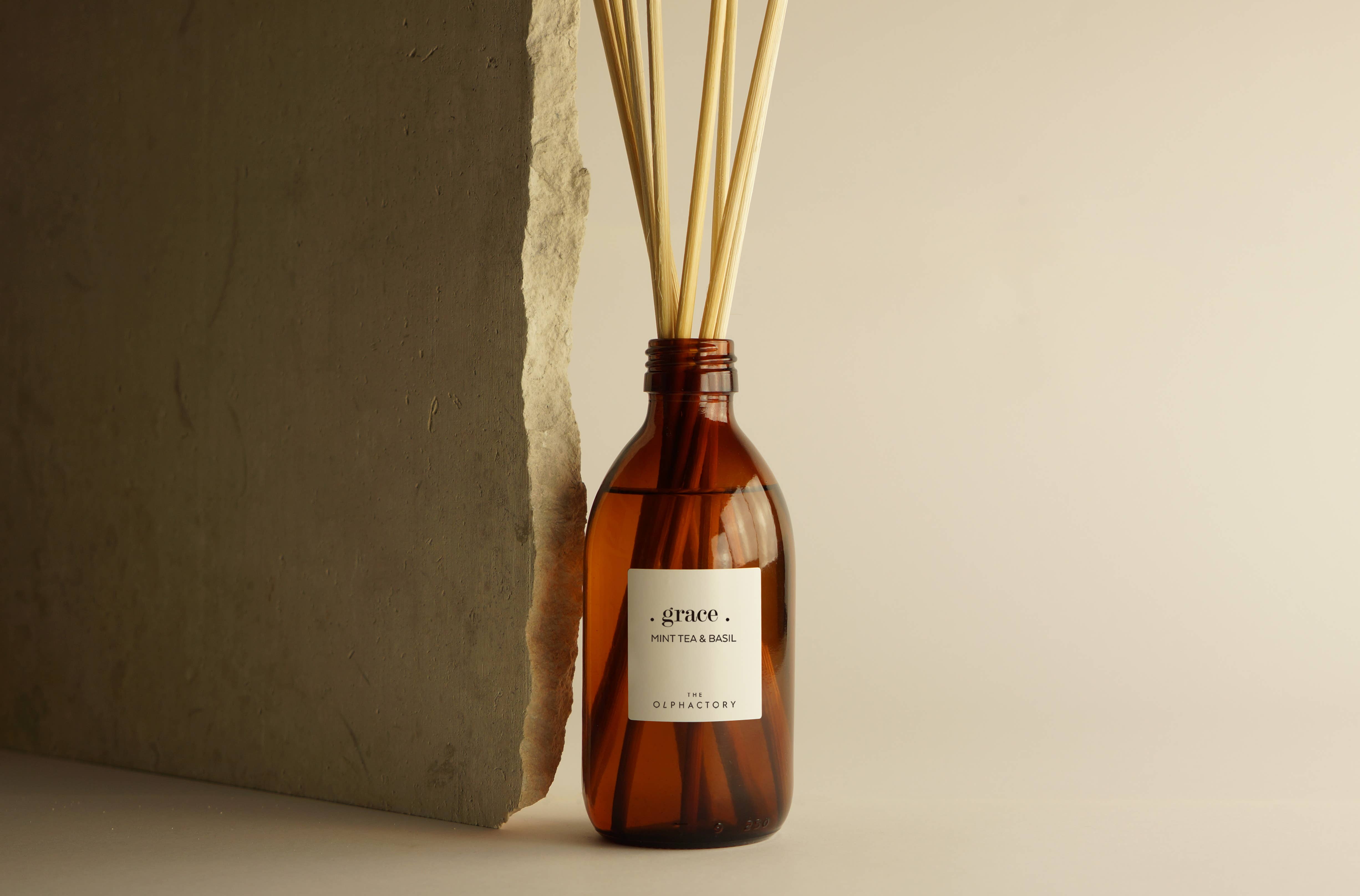 SEVENREEDS - Wholesale Reed Diffuser - THE OLPHACTORY MINT TEA & BASIL air freshener refill1