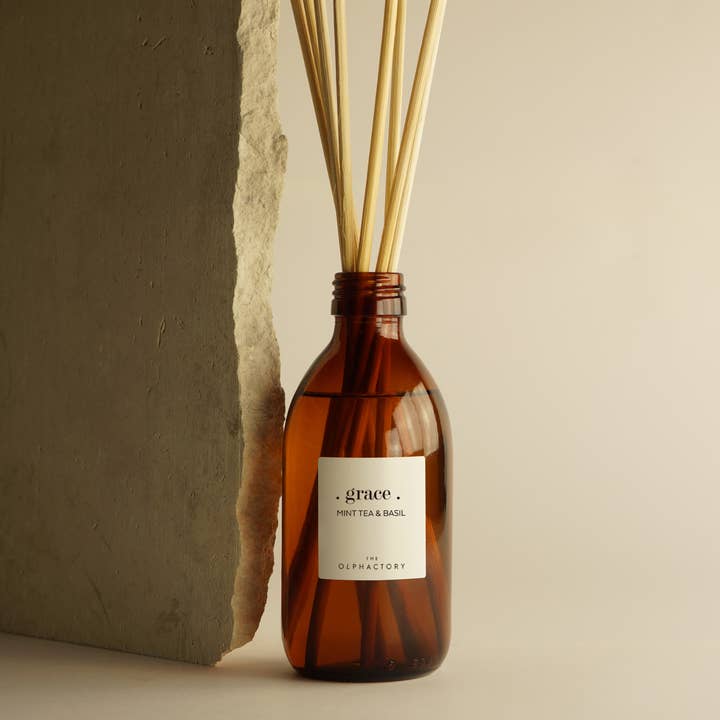SEVENREEDS - Wholesale Reed Diffuser - THE OLPHACTORY MINT TEA & BASIL air freshener refill1
