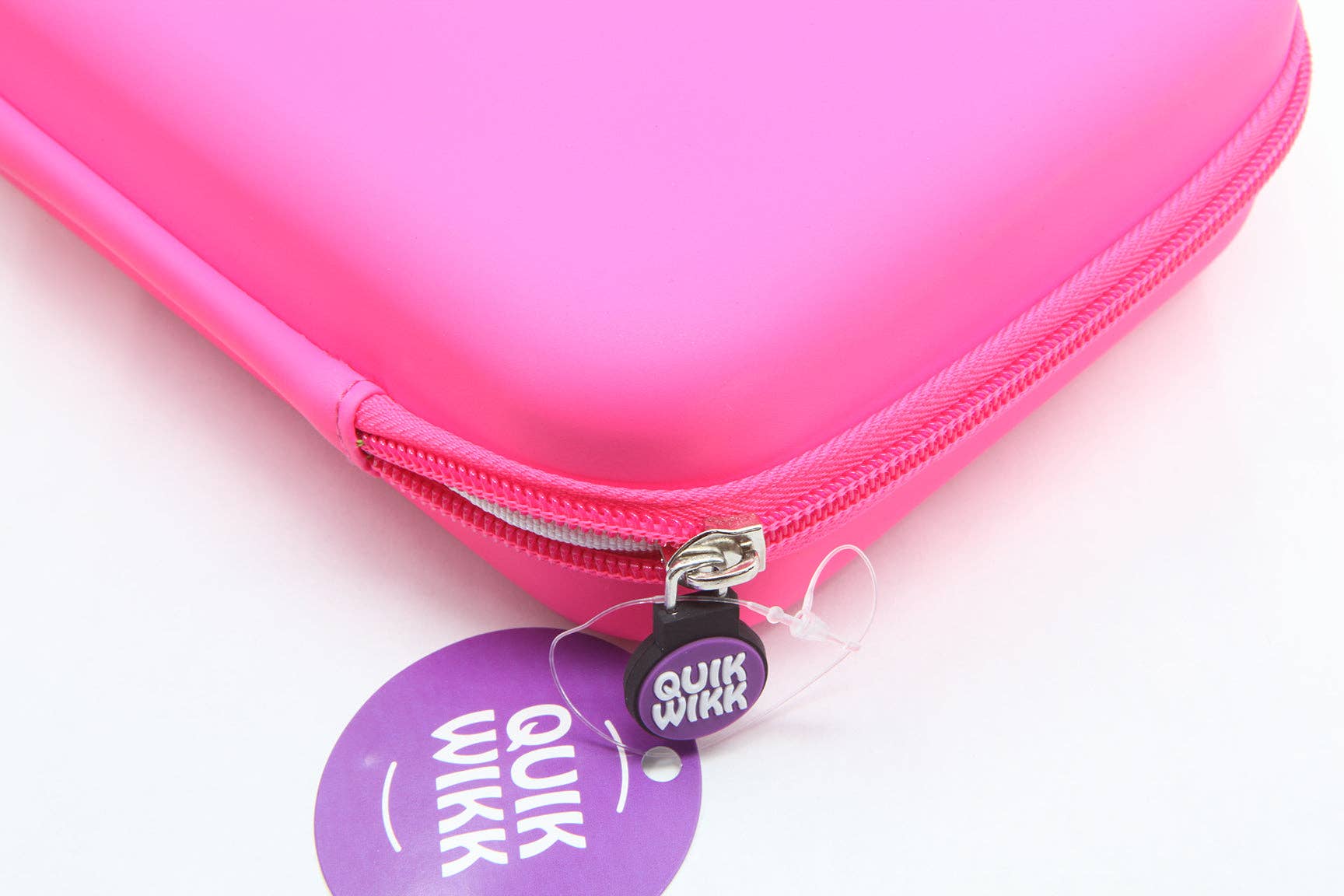 Quik Wikk - Wholesale Travel Set - Quik Wikk Medium Travel Case Neon Pink2