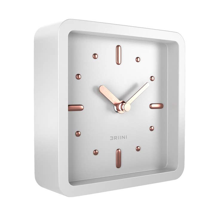 Horloge de bureau et de table en polyrésine moderne Driini (Blanc) pour la vente par Driini