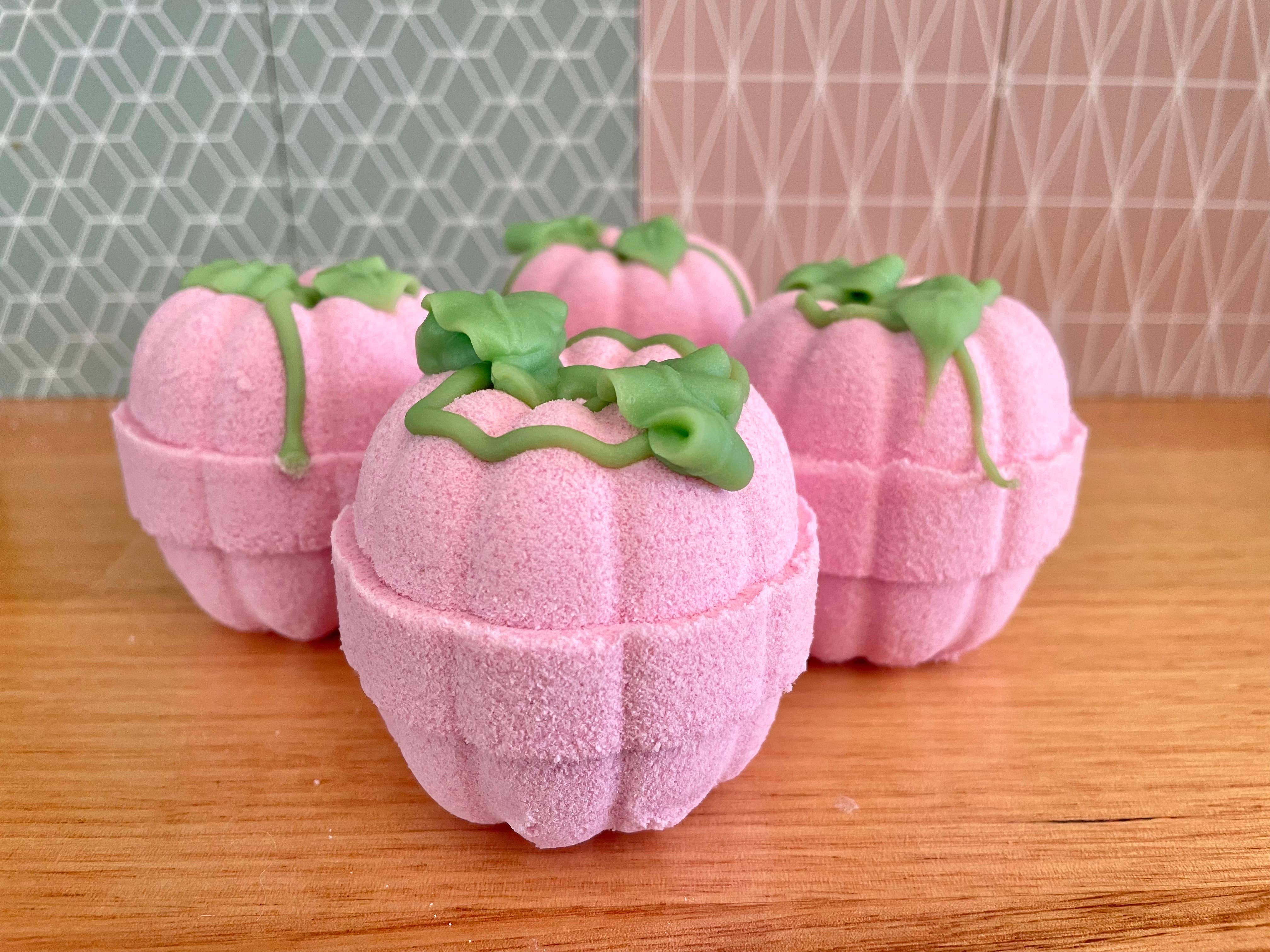 Suave Soaps - Wholesale Bath bomb/fizz - Pumpkin Goat Milk Bath Bomb3