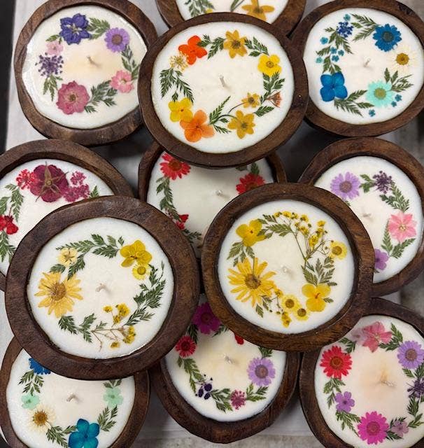 Plaid Rooster Co - Wholesale Jar/Filled Candle - Flower Wreath Round Wood Dough Bowl Soy Candle 1