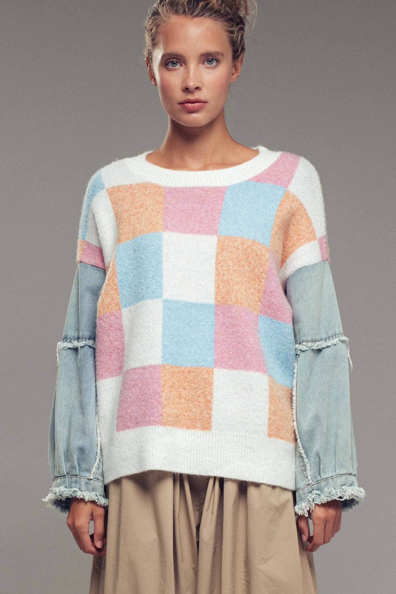 Urban Daizy - Wholesale Knit Sweater - Women's - Checkered Knit with Denim Sleeves Crewneck Sweater9