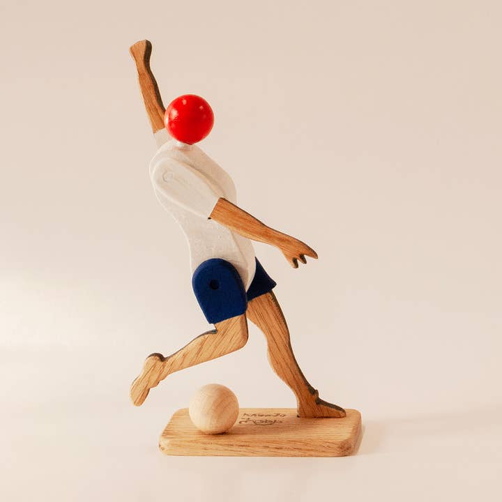 Mobjo - Wholesale Decorative Figurine - Wooden footballer figure3