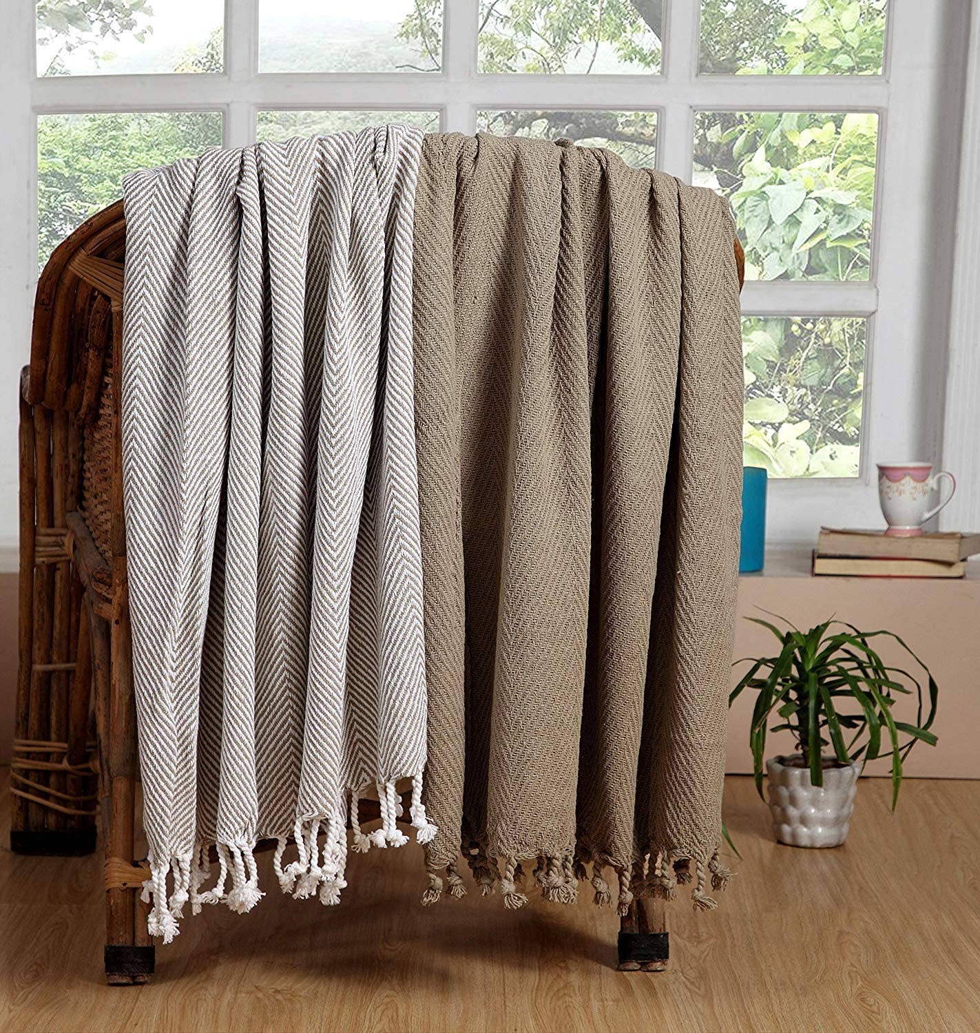 COZY HOMES COLLECTION - Wholesale Throw Blanket - Handwoven Cotton All Season Throw Blankets Chevron Set of 20