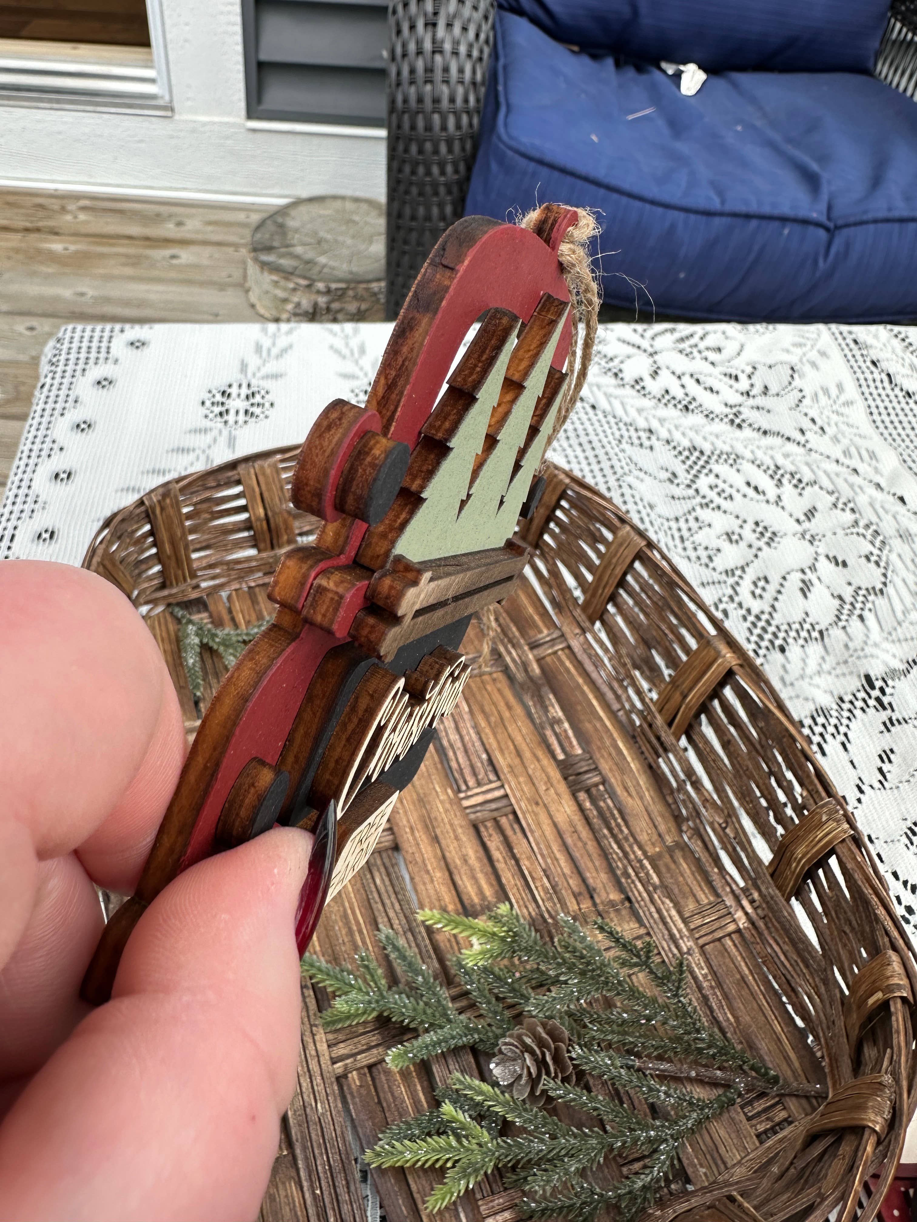 The Craft Cochrane - Vente Objets de décoration - Décoration de ferme en forme de sapin de Noël en forme de camion rouge 4