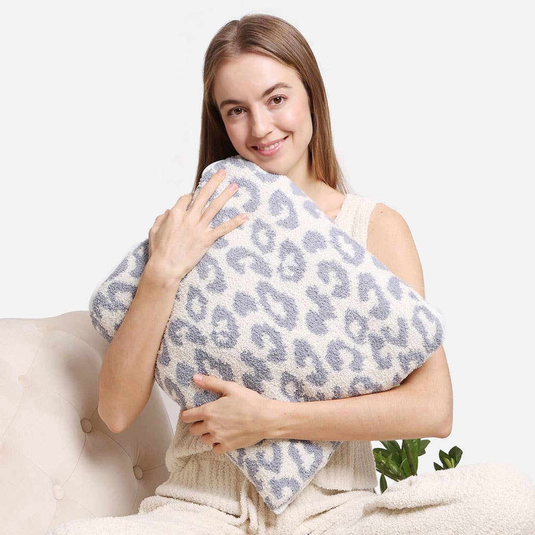 Fashion City – Engroshandel Pyntepudebetræk – Luksuriøst blødt pudebetræk med leopardprint2