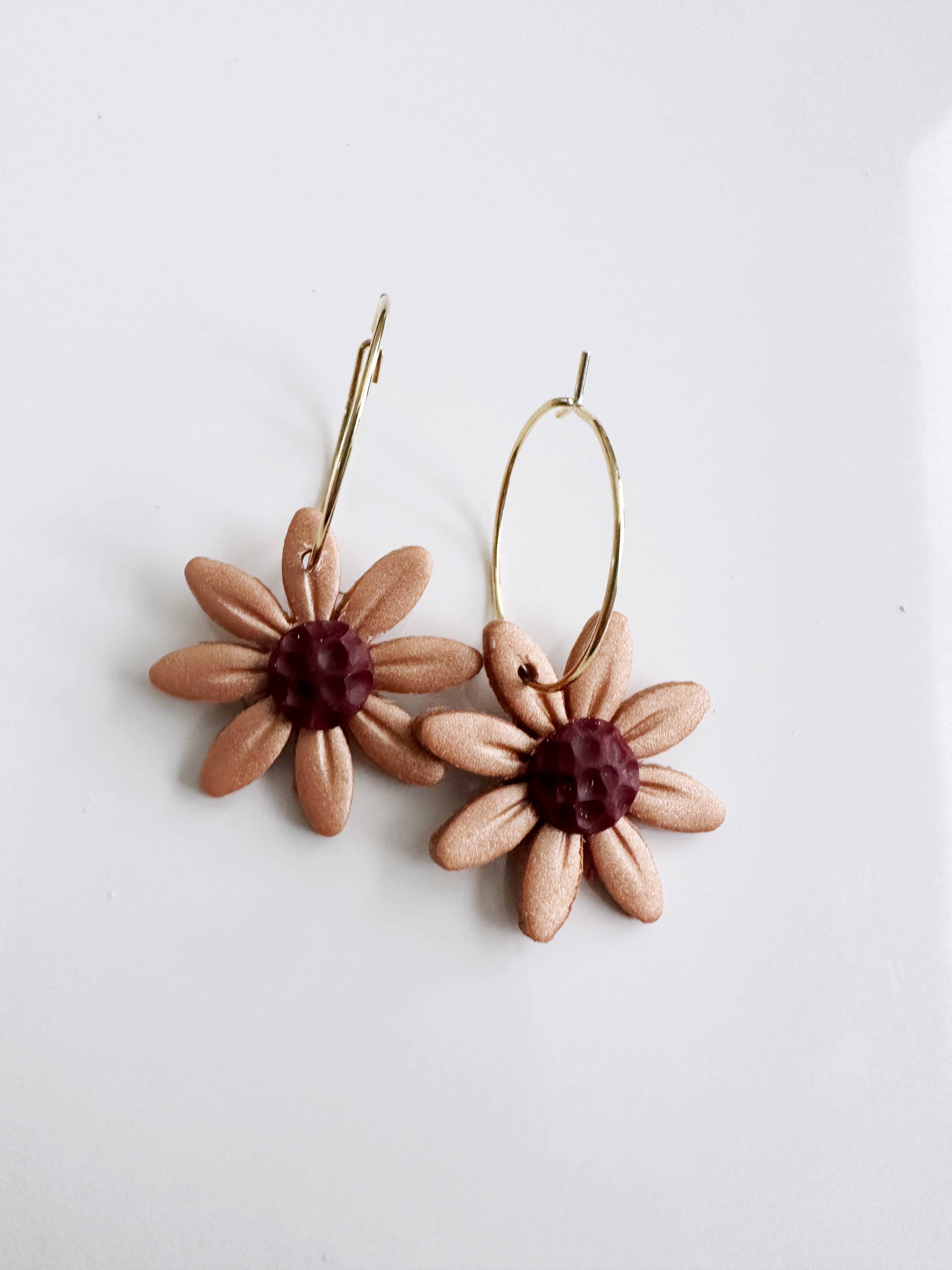 KaoLee Shop - Wholesale Dangle Earrings - Spring Daisy Hoop Earring10