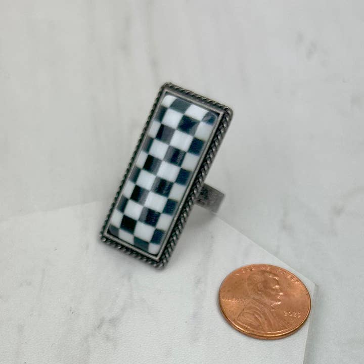 RIZ240537-01 Anillo de barra con estampado de cuadros en metal plateado para venta al por mayor de Western Elite Jewelry