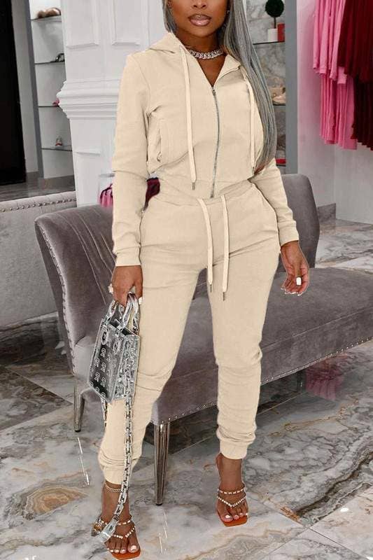 Flarix – Großhandel Set aus Oberteil und Rock – Damen – Jogging-Set mit Kapuzenjacke1