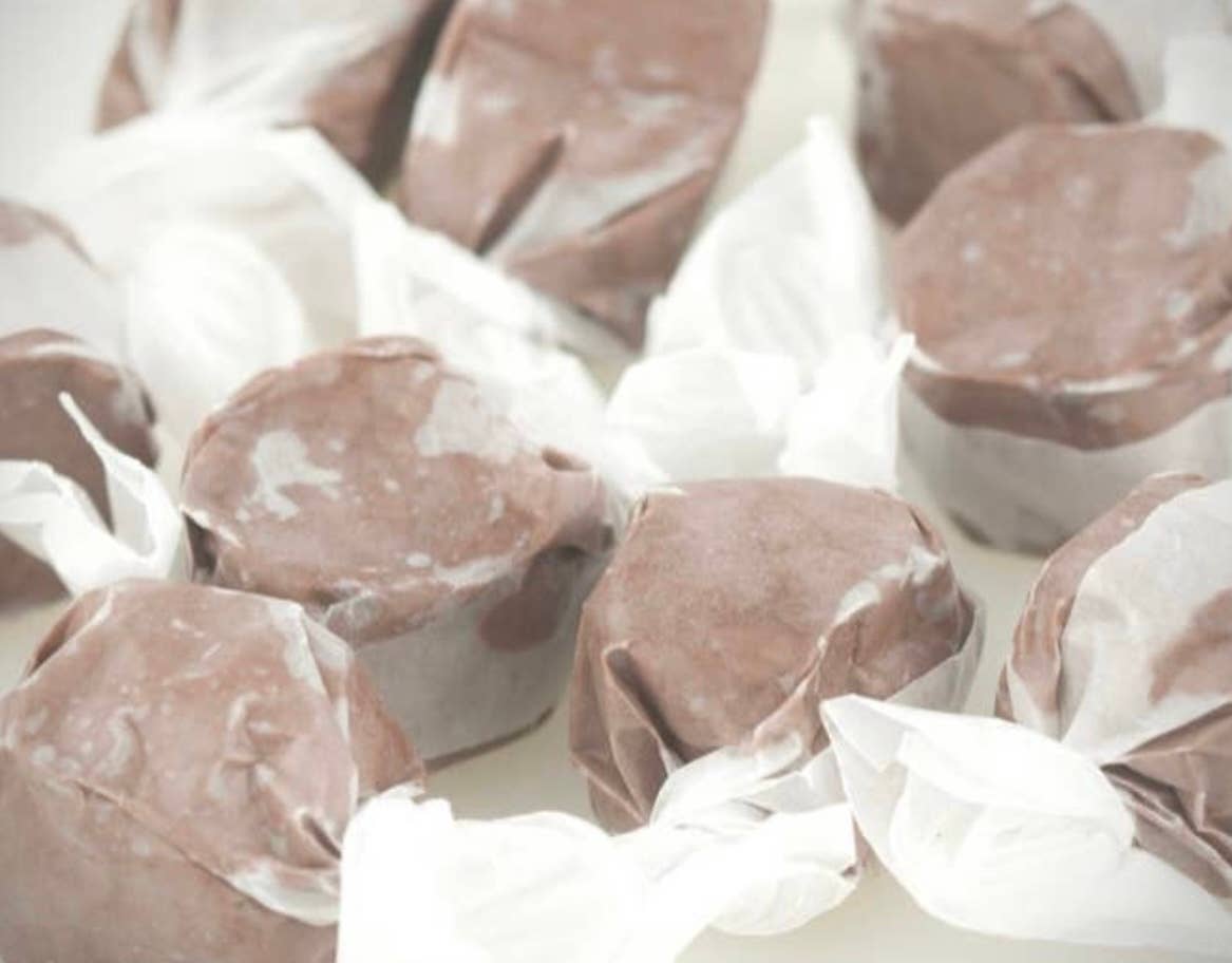O'Shea's Candies Sweet Shop - Wholesale Taffy - Nostalgic Old Fashioned Salt Water Taffy 1/2LB 4