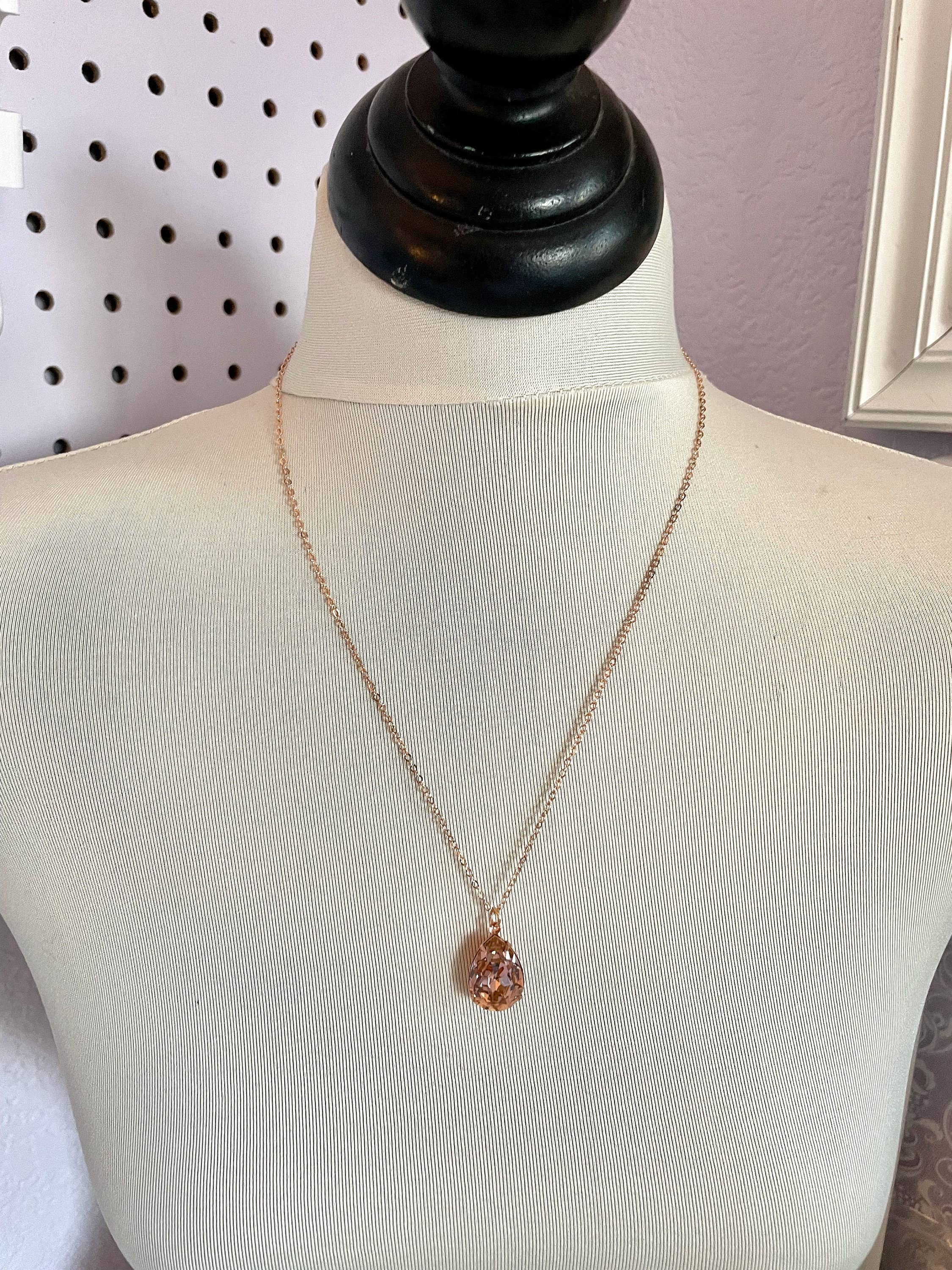 Love Your Bling® - Wholesale Pendant/Charm Necklace - Rose Gold Blush Pear Necklace - Blush Crystal Pear Shaped Ne1