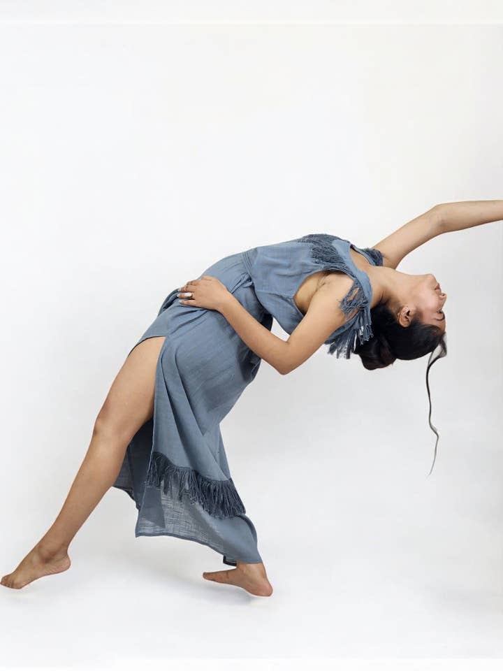 Sacred Ceremony – wholesale Klänning - Dam – Denimblå ekologisk linne maxiklänning5