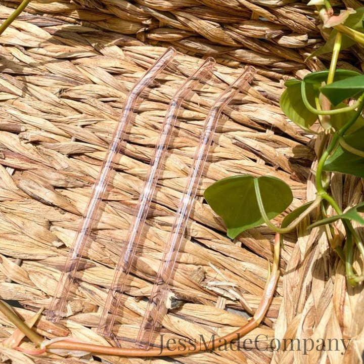 Bent Straw for wholesale by jessmadecompany