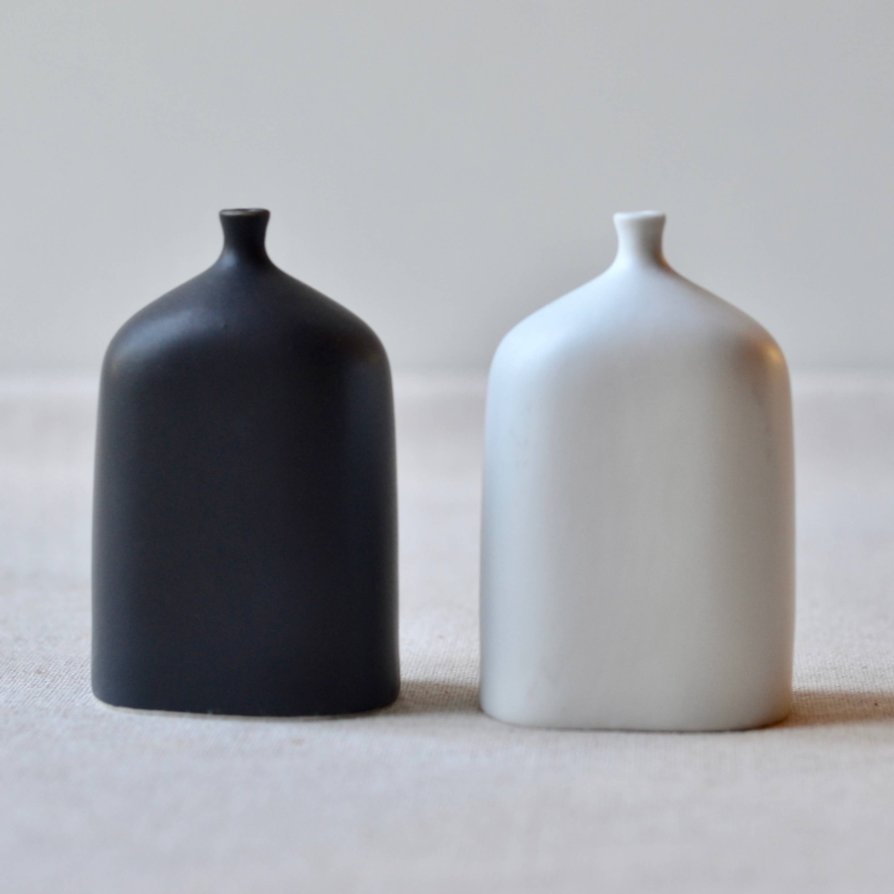 Maia Ming Designs - Wholesale Salt & Pepper Shaker Set - VIALS B/W salt and pepper shakers2