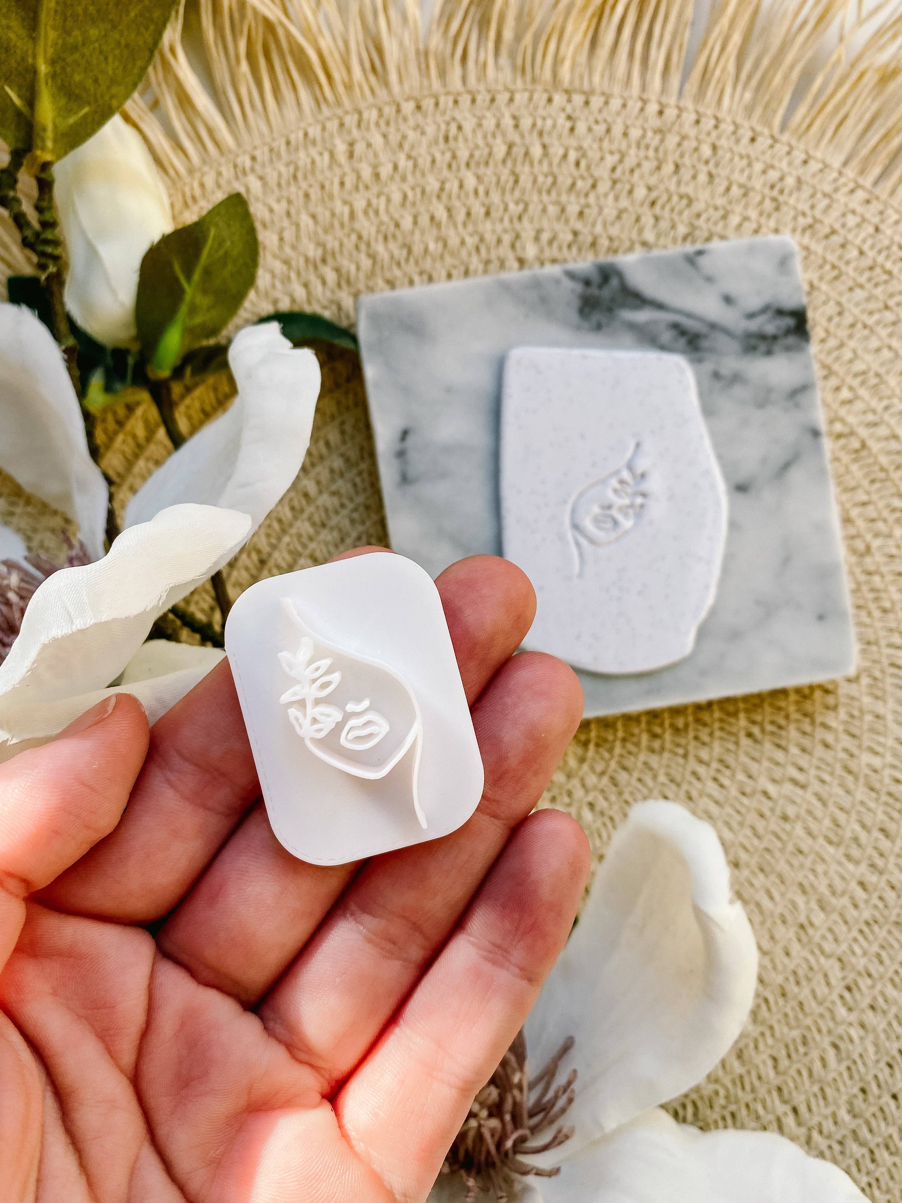 Tera Clay - Wholesale Craft tool - Woman's Floral Face Embossing Stamp