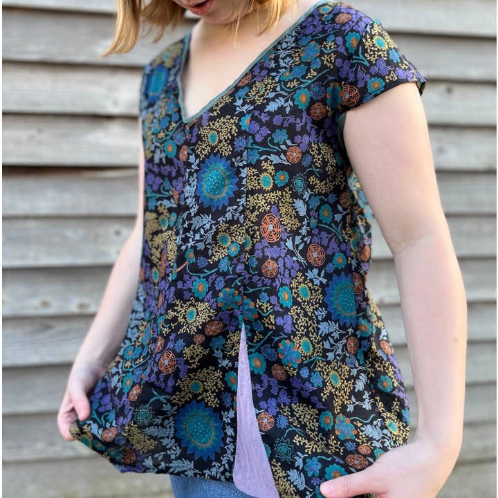 Josefina Top Blooms Mini for wholesale on Faire3