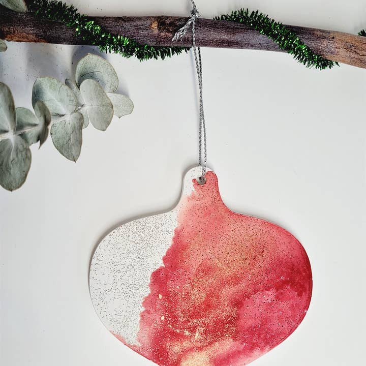 Christmas Ornament With Alcohol Ink Art for wholesale by Mitra Creative