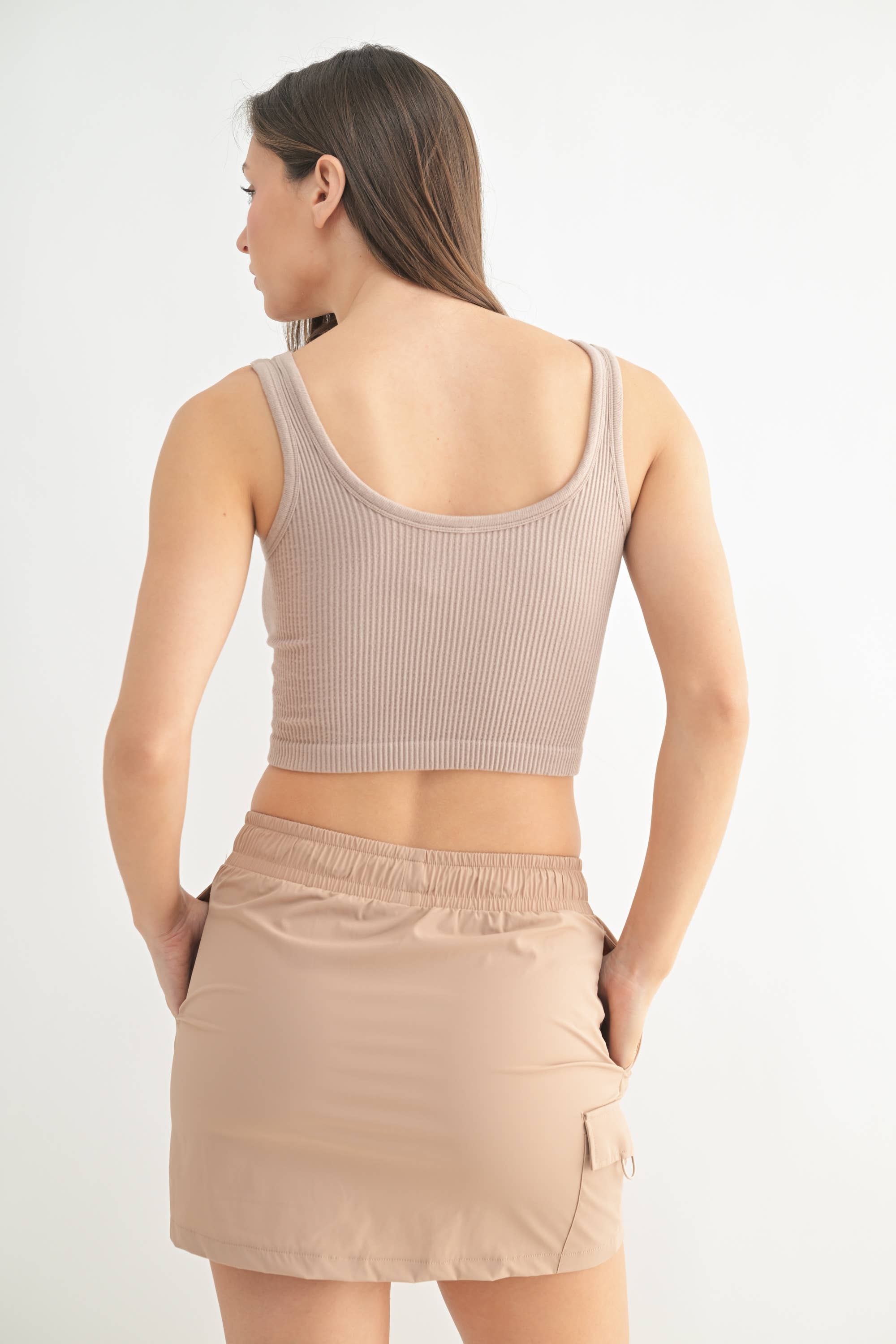 Mono B - Wholesale Tanktop - Dames - Geribbelde naadloze cropped tanktop82