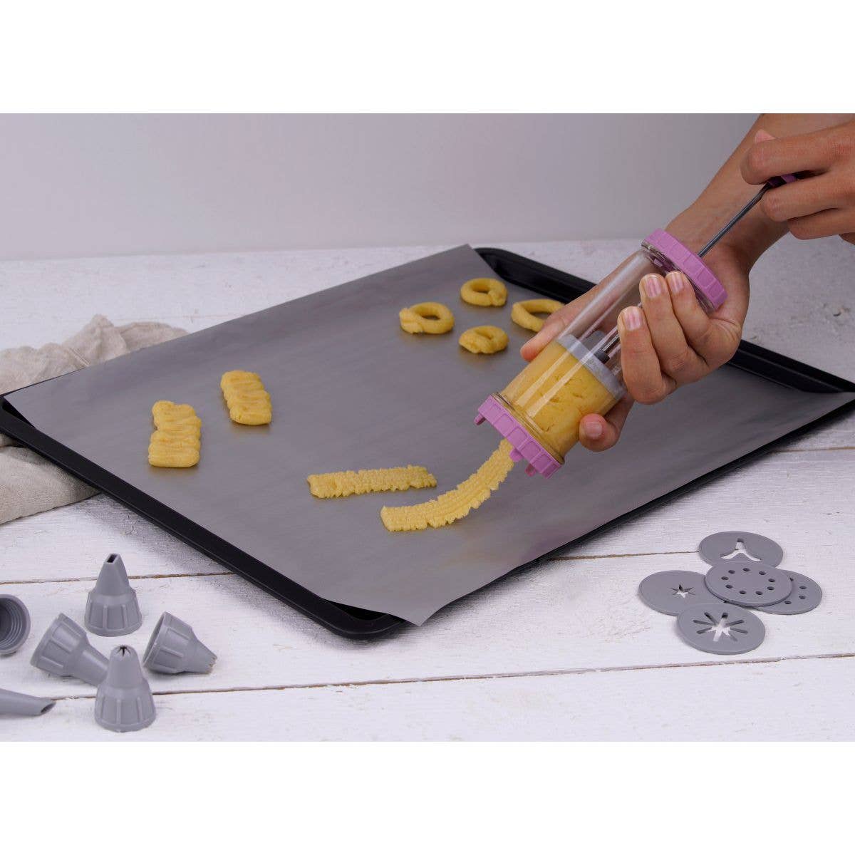 Zenker - Wholesale Decorating Tool - Pastry Syringe with 6 Tips2