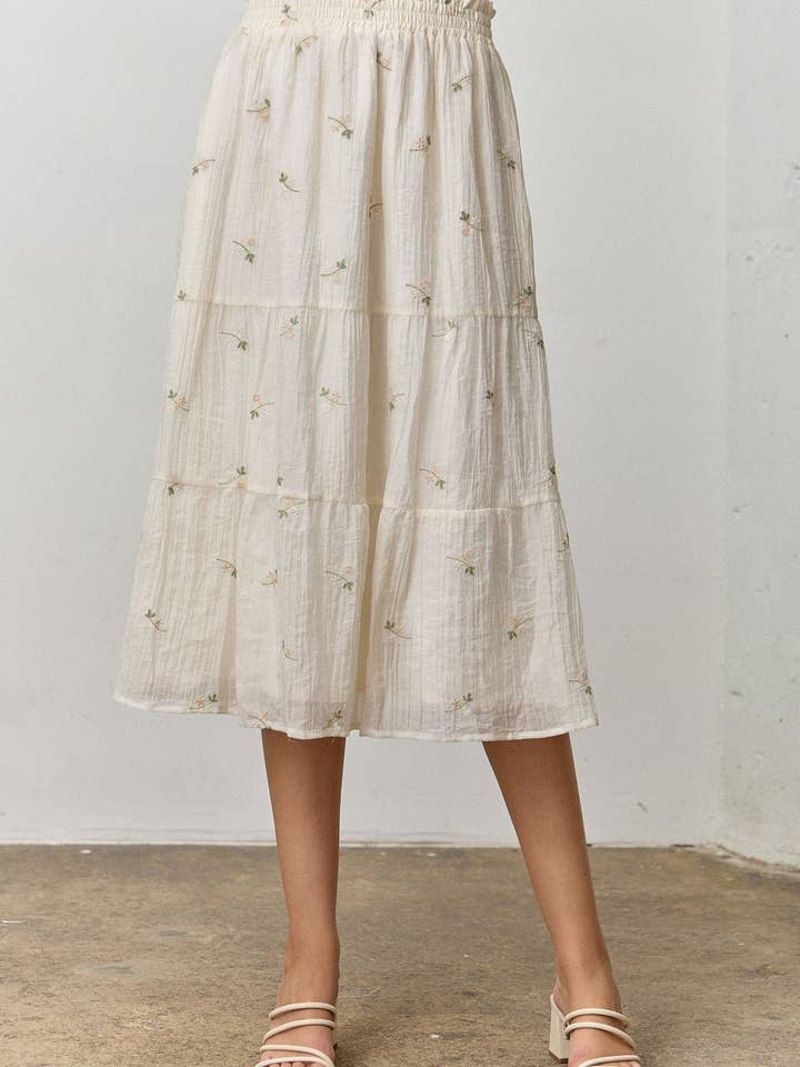 MIT BLUMEN BESTICKTER MIDI-ROCK MIT ELASTISCHEM BUND für den Großhandel von Polagram by Wellmade USA