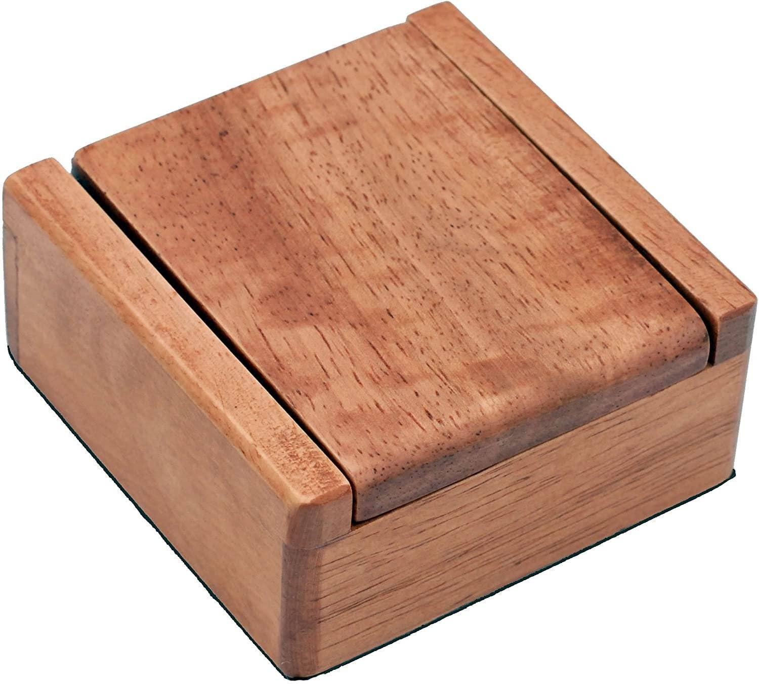 Wood Expressions - Wholesale Dice - Wooden Dice Box and 8 Wooden Dice1