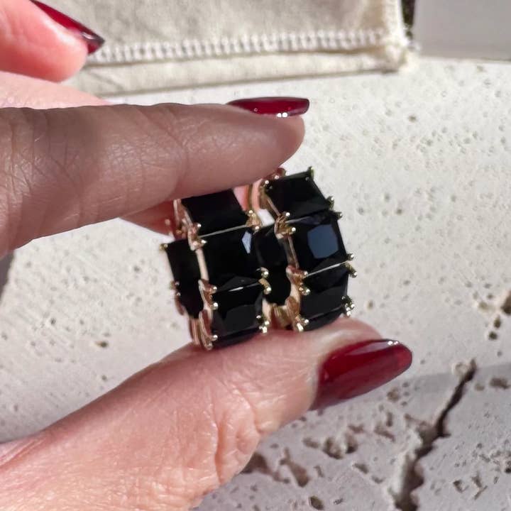 Everly Yours - Vendita all'ingrosso Orecchini a cerchio - Elise Hoops in Onice (Nero)