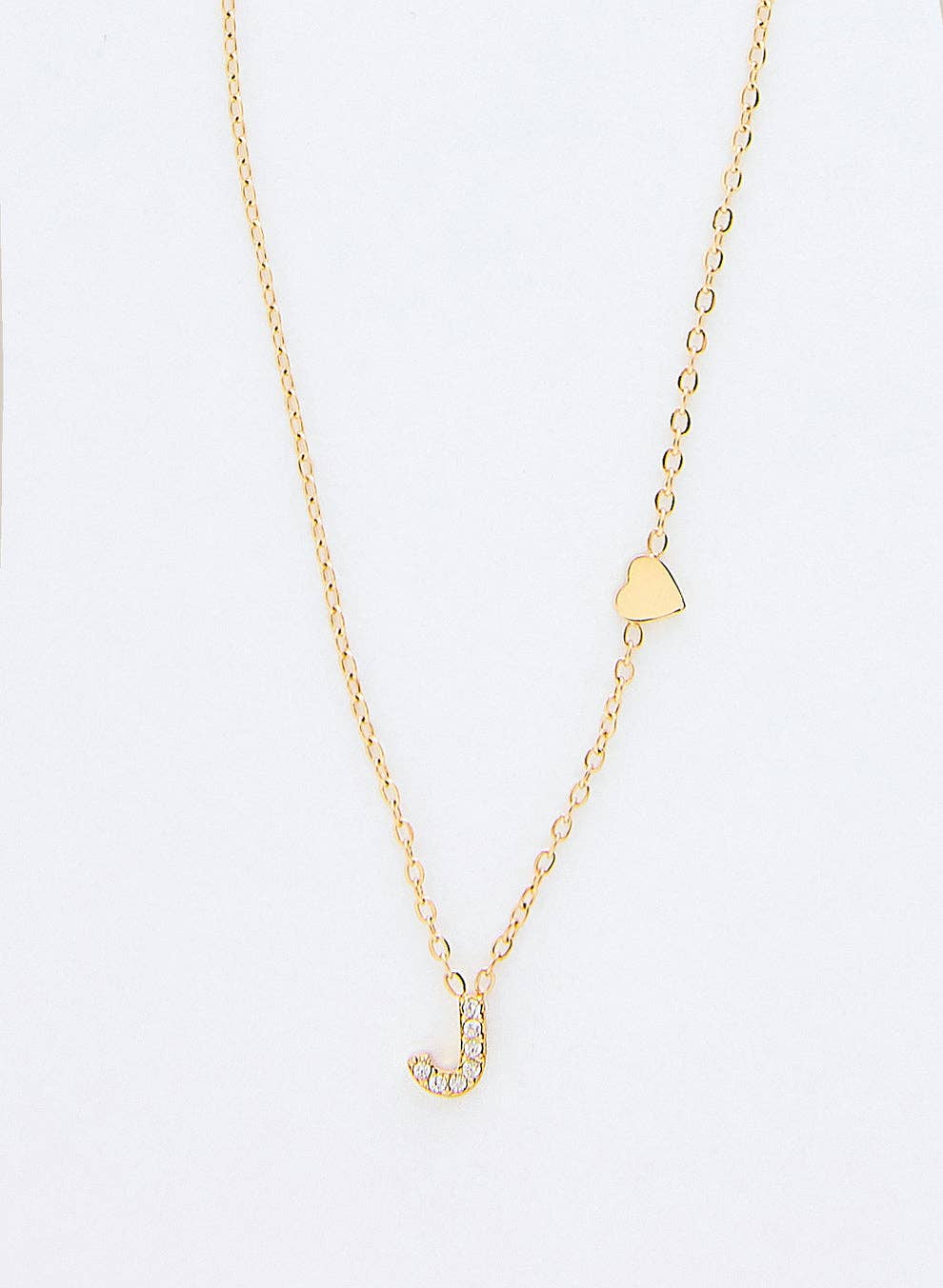 Cassette Barcelona - Vente Colliers à pendentif - Collier Initial avec Détail Cœur & Pierres de Zirconium9