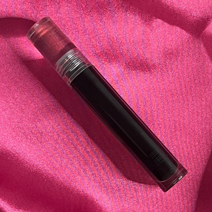 ZONDAAR voor wholesale door Rebel Rush Cosmetics