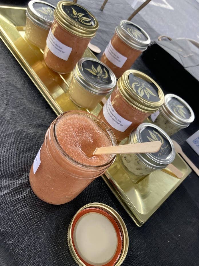 Gommage au sel pour la vente par Simone & Tuesday