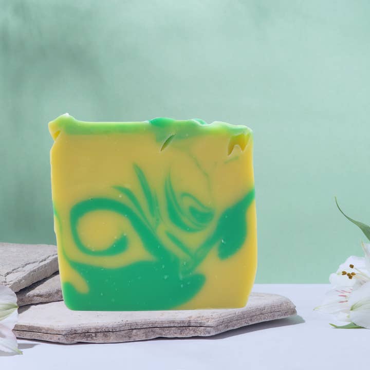 SOAP CITRUS FRESH for wholesale by Kleine Auszeit Manufaktur