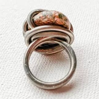 Hamrad Silver Sodalite Ring för wholesale av Lee&Lo Handmade Wearables