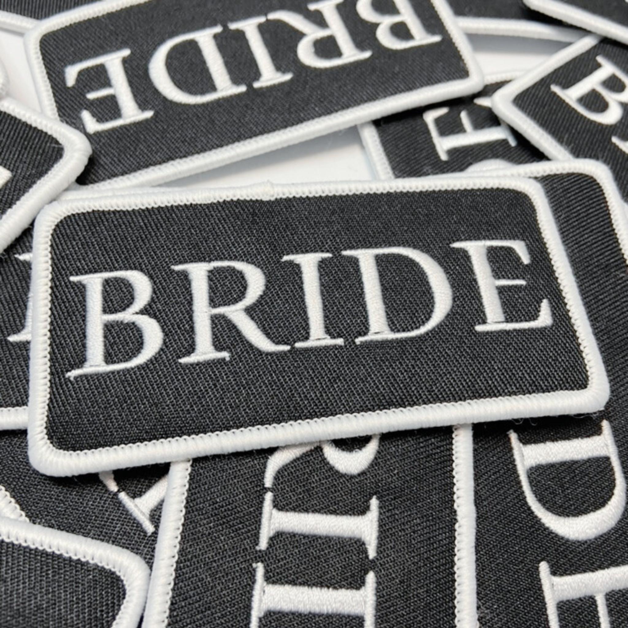 TEELUX - Wholesale Patch - 4" Bride - White & Black -  Embroidered Hat Patch2