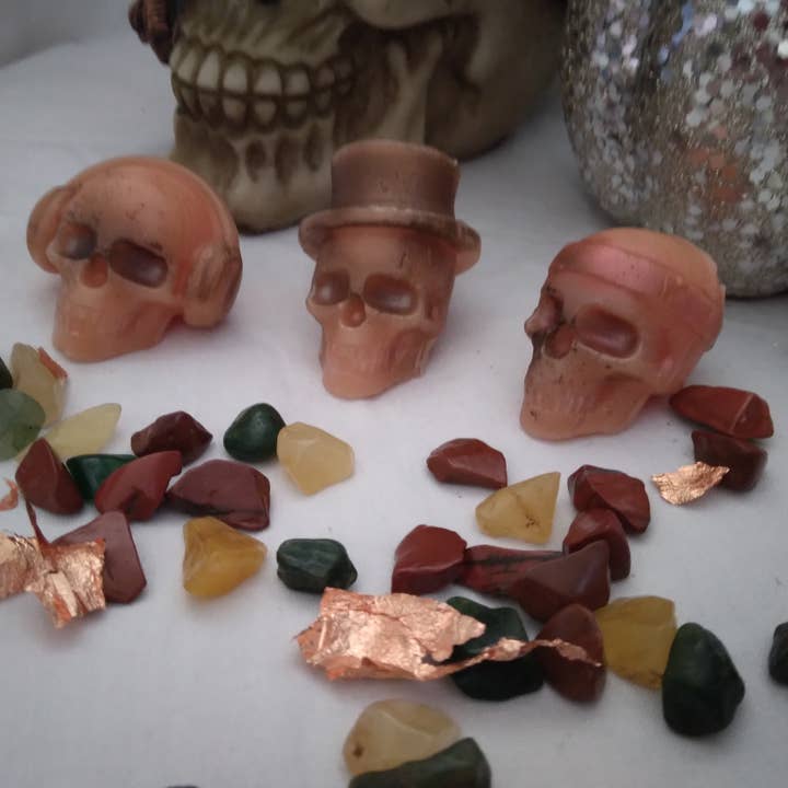3D Skull With Top Hat Wax Melt for wholesale by How Nature Made It