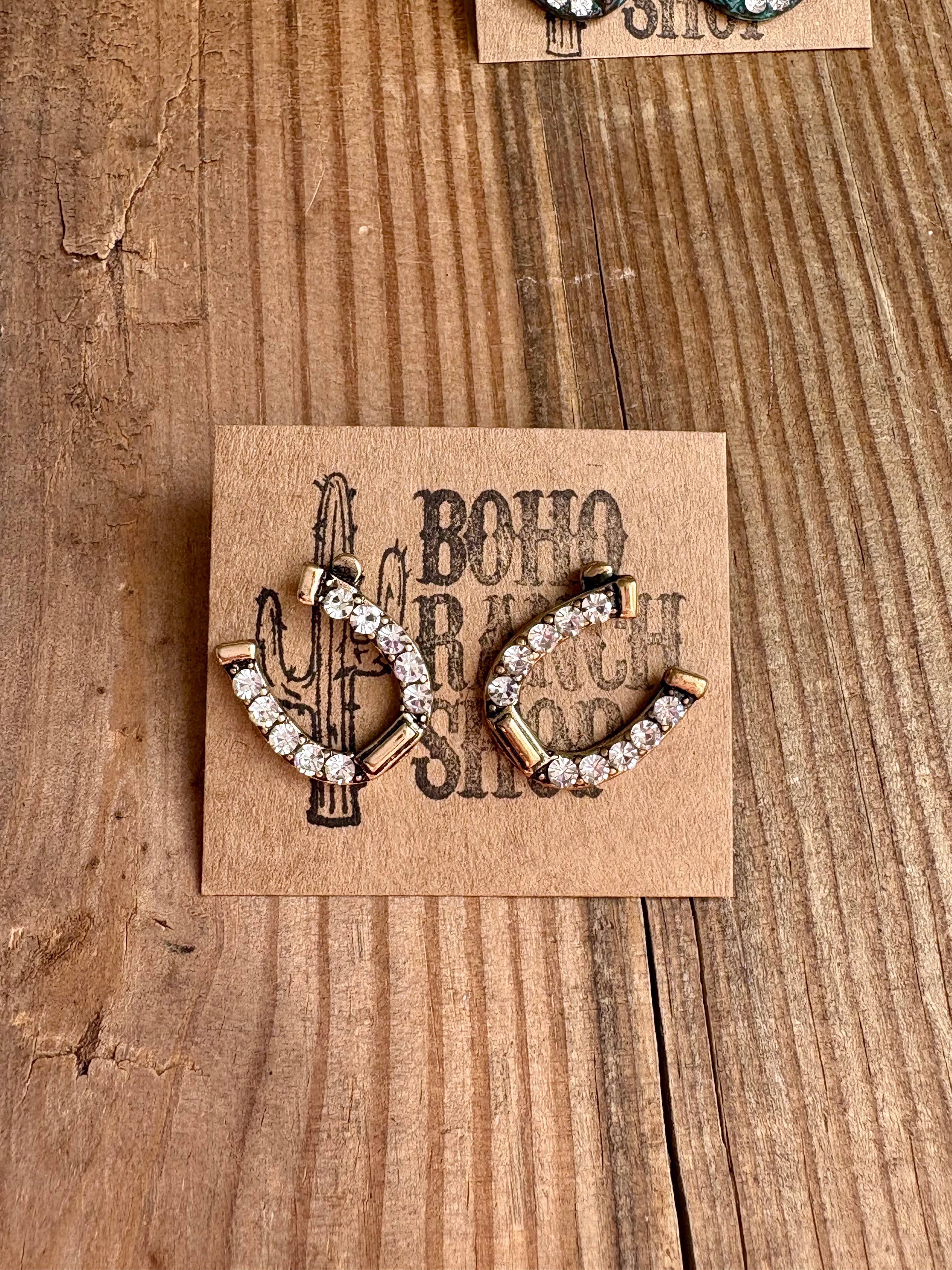 Boho Ranch Shop – wholesale Solitärörhängen – Västra Hästsko Stud Rhinestone Örhängen5