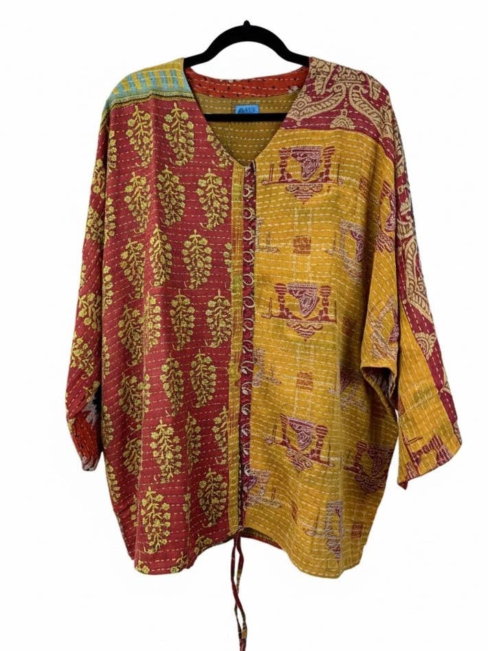 Oversized Sunrise Hana Vlindertop 1000-23 voor wholesale door She Lives Beauty