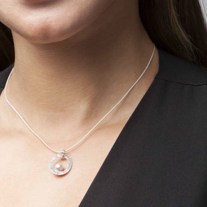 Necklace with Japanese Silk and Pearl for wholesale by Joana Simões Jewellery