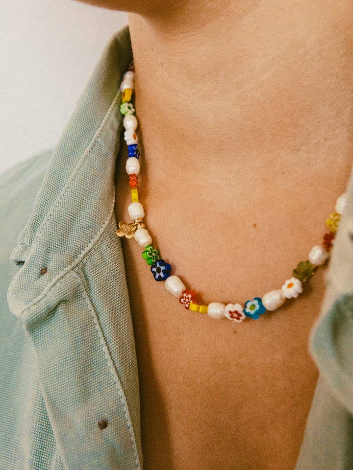 "FLOWER POWER" PARELKETTING Handgemaakt voor wholesale door MARATUSSO