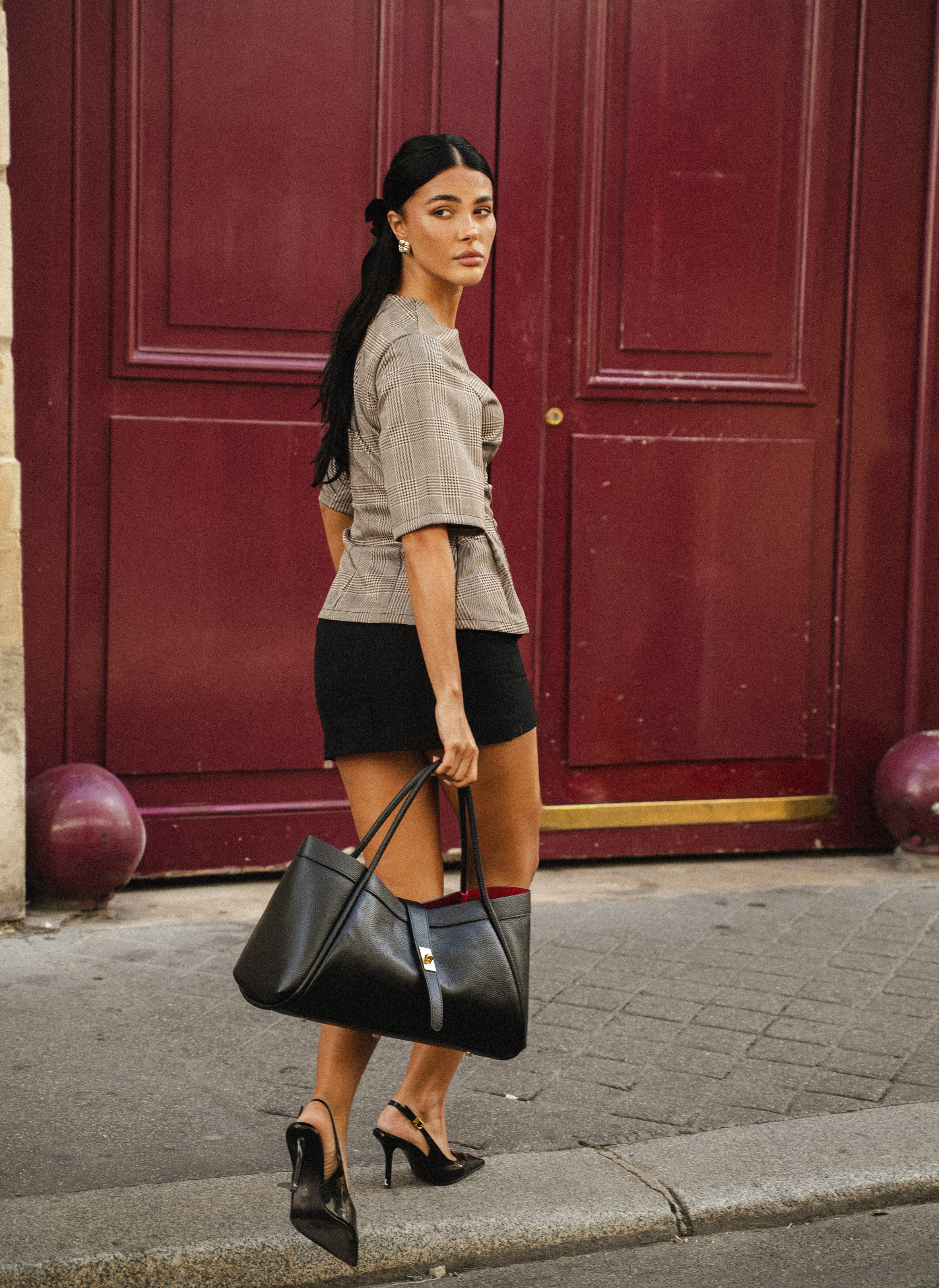 Voemièn - Wholesale Top Handle Bag - Women's - Mayfair Bag in Black Togo Leather7