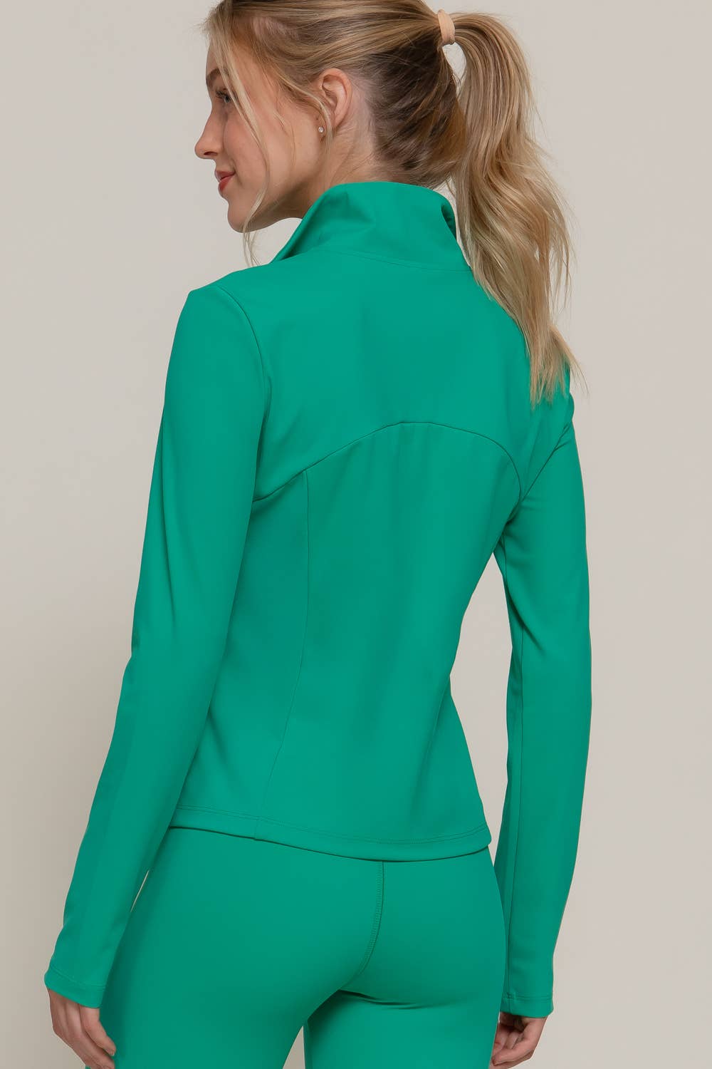 Active Basic | Active USA - Wholesale Athletic Jacket - Women's - Long Sleeve Mock Neck Seam Detail Workout Jacket48